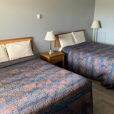 Wild Rose Inn Vegreville Экстерьер фото
