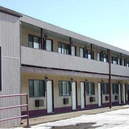 Wild Rose Inn Vegreville Экстерьер фото