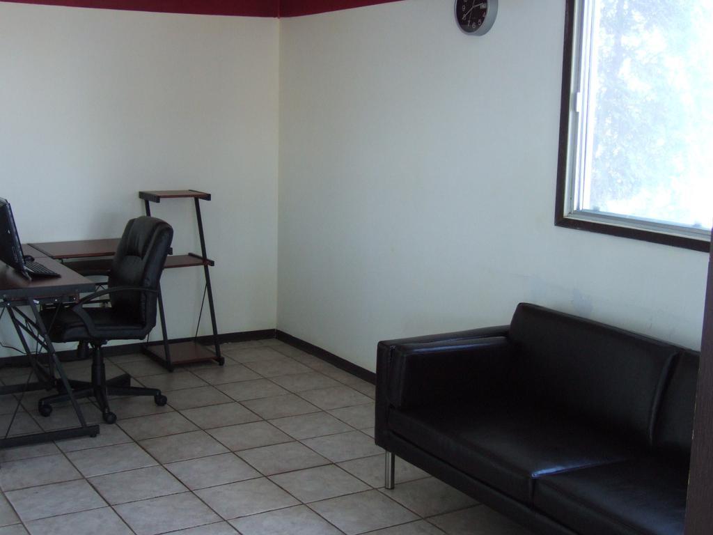 Wild Rose Inn Vegreville Экстерьер фото